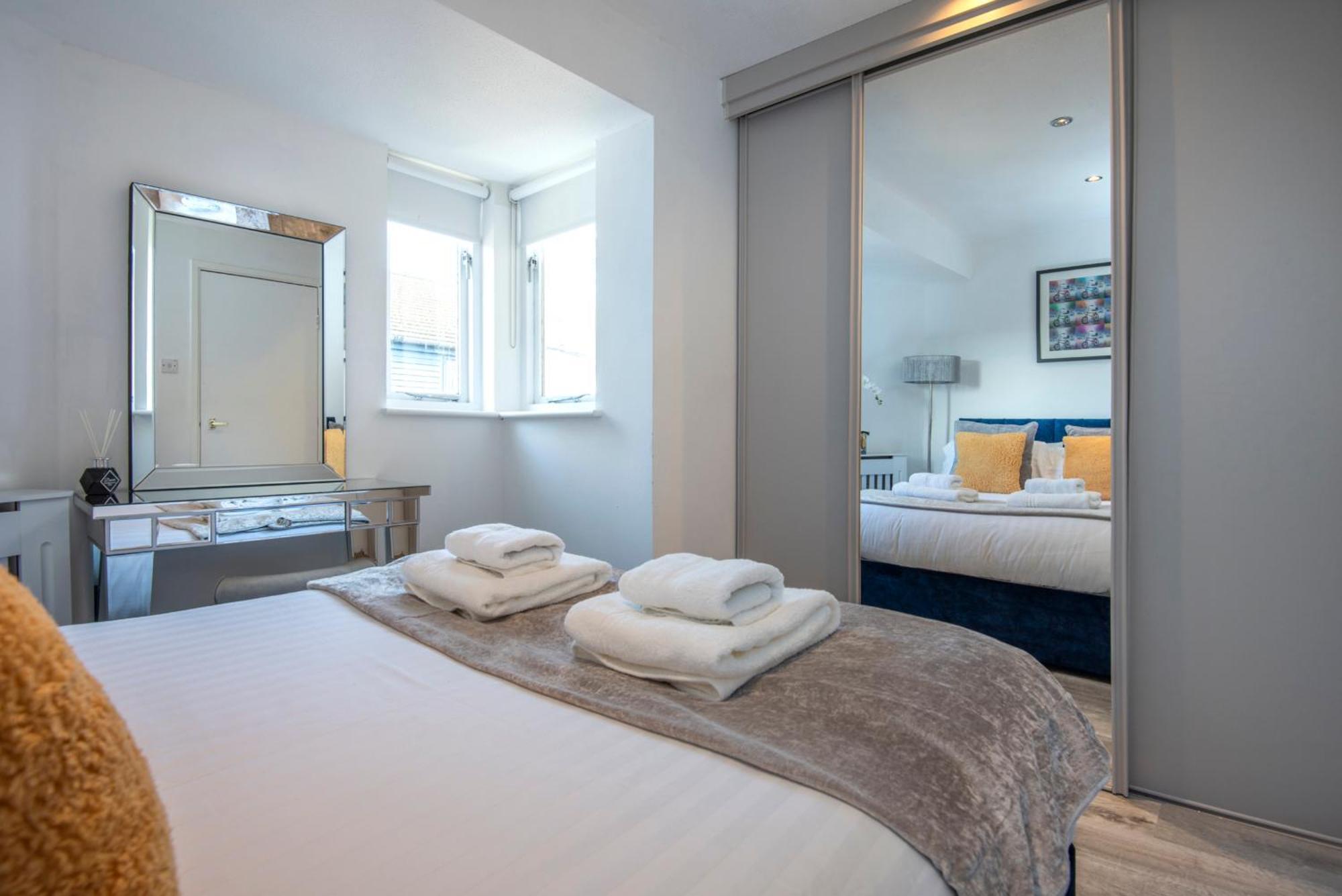 2 Bed Town House With Garden In Hackney, London Londres Exterior foto