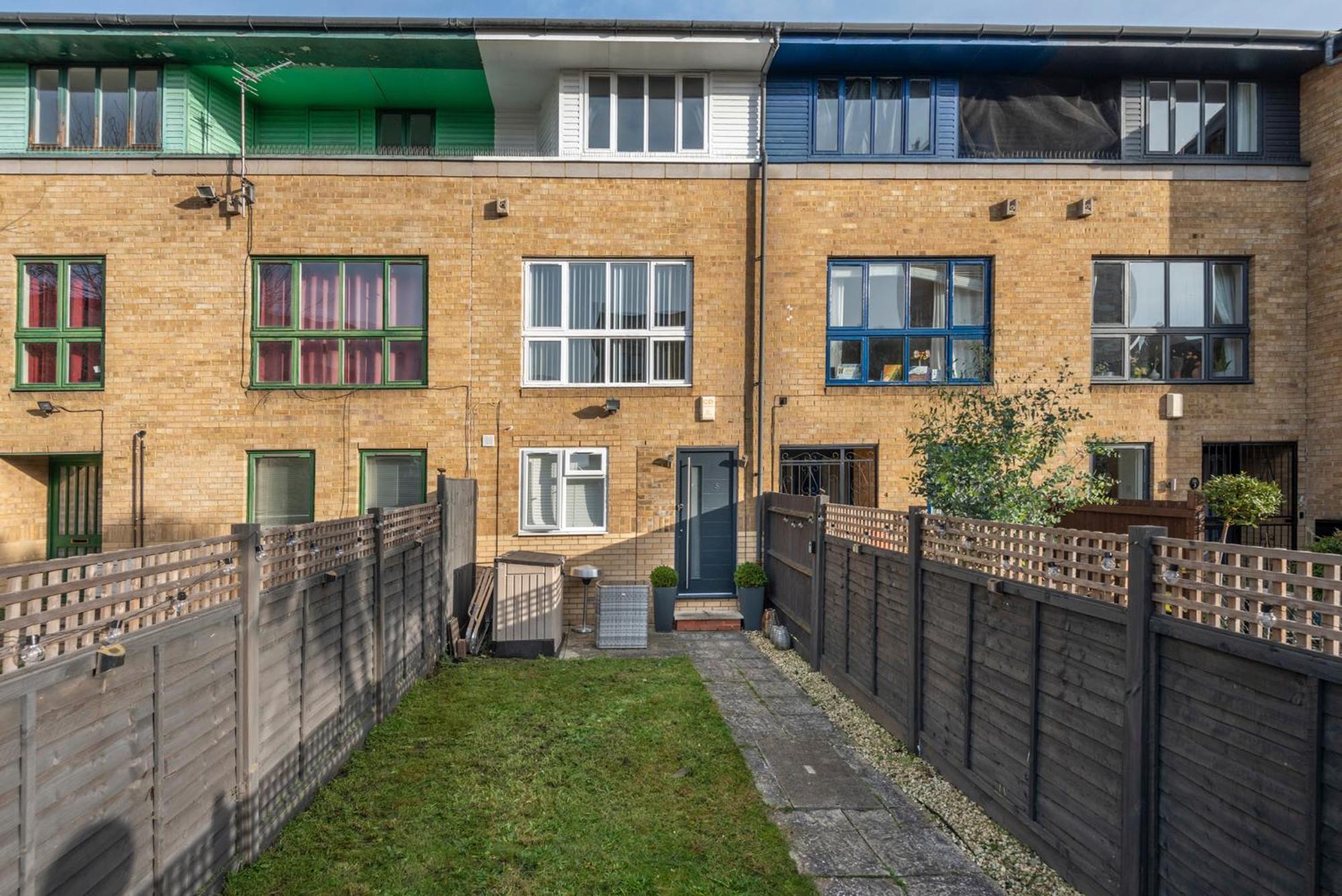 2 Bed Town House With Garden In Hackney, London Londres Exterior foto