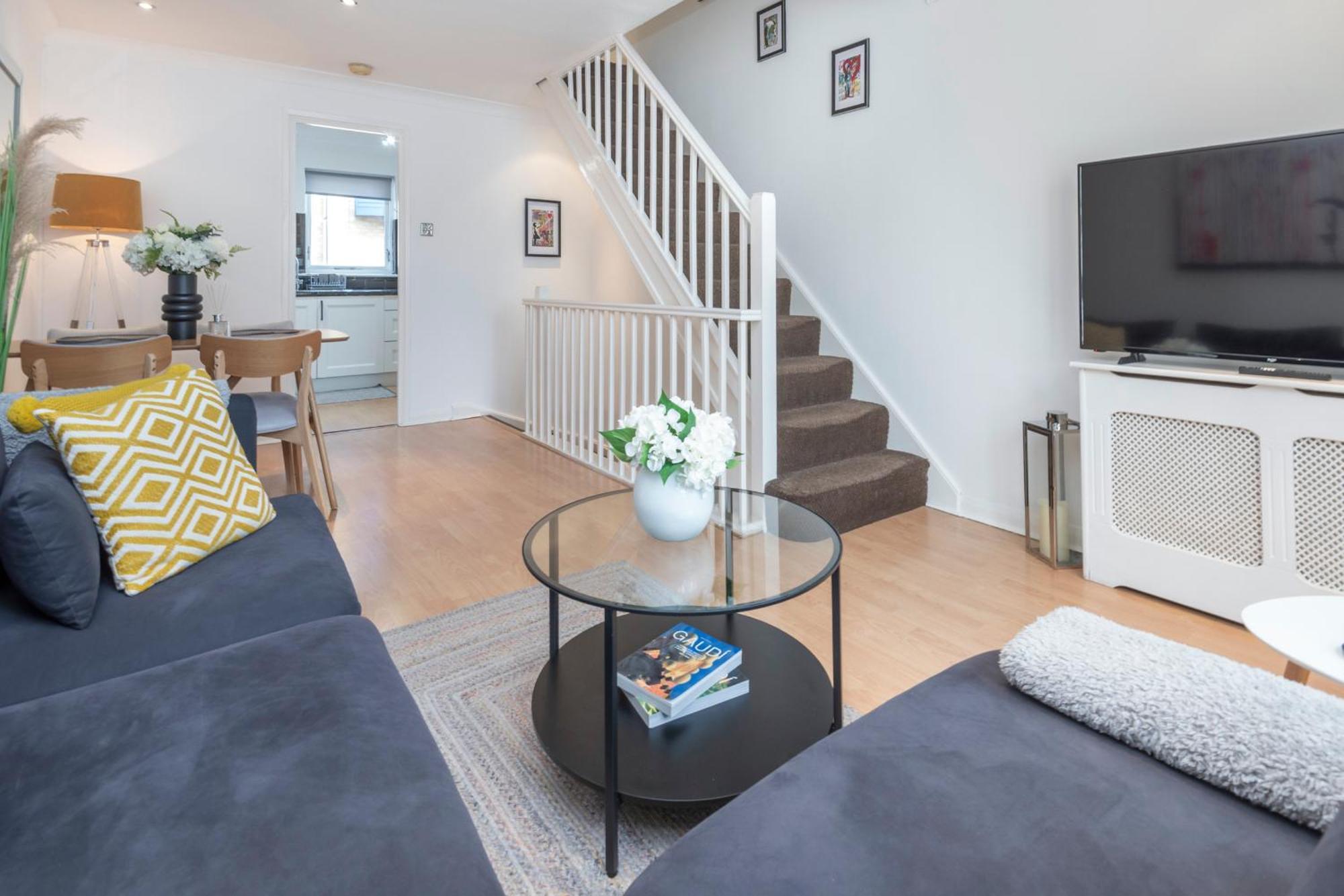2 Bed Town House With Garden In Hackney, London Londres Exterior foto