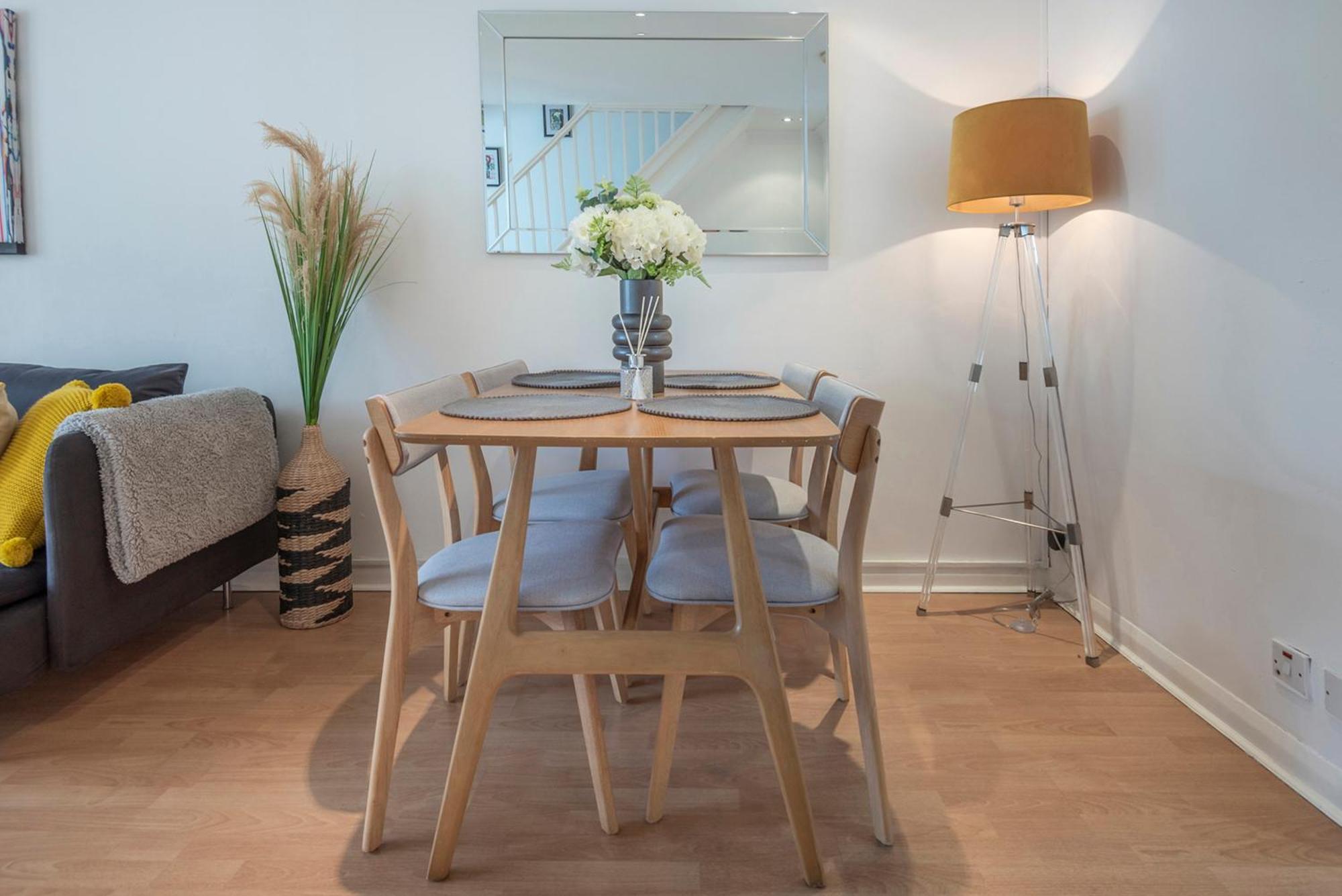 2 Bed Town House With Garden In Hackney, London Londres Exterior foto