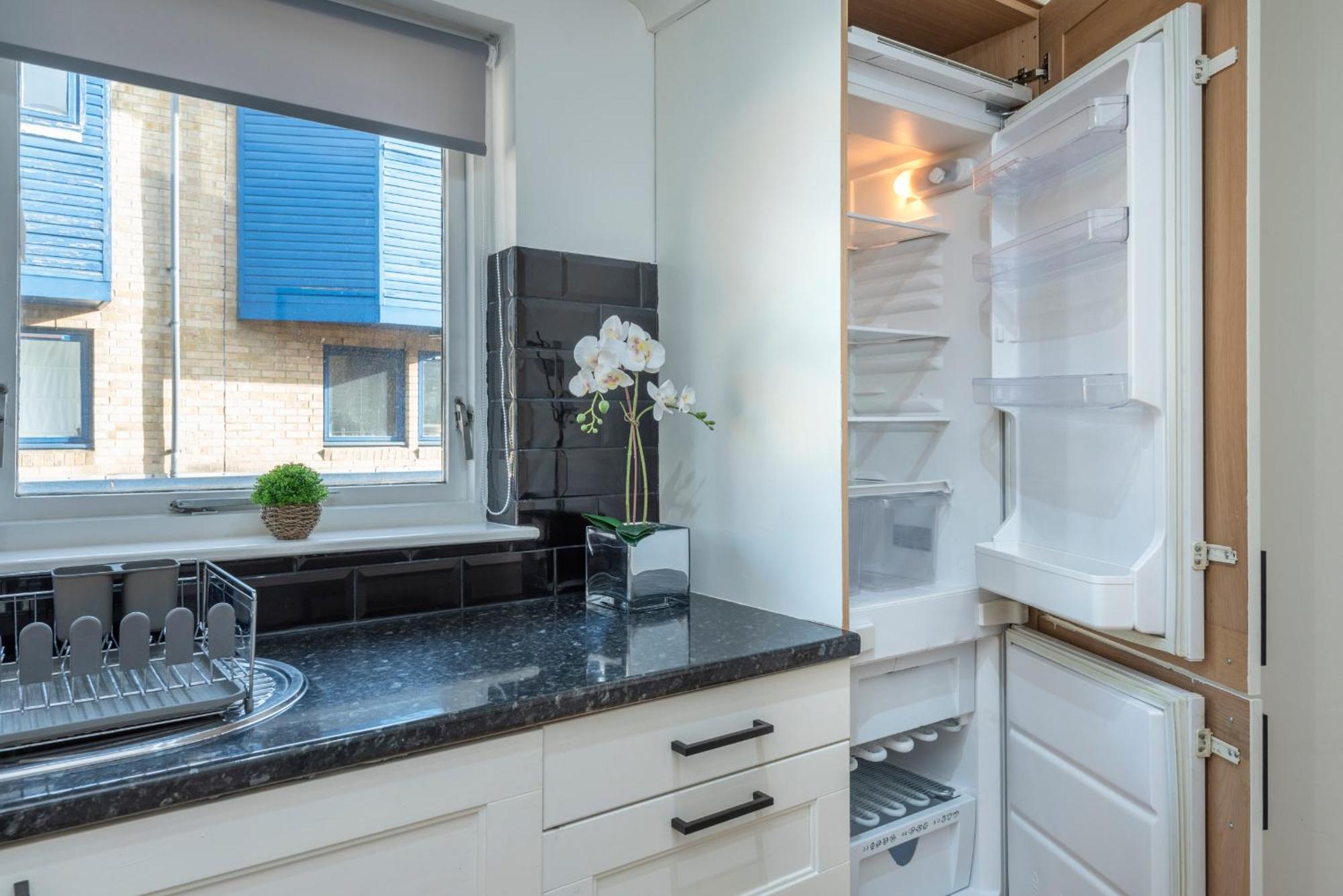 2 Bed Town House With Garden In Hackney, London Londres Exterior foto